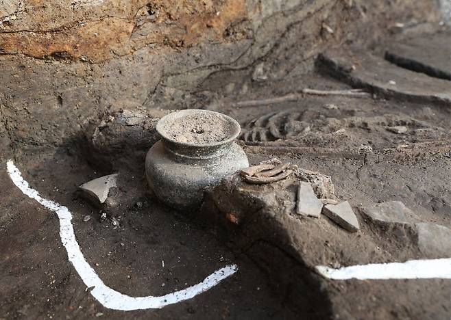 경주 월성 발굴조사 모습 [국립경주문화재연구소 제공=연합뉴스 자료사진. 재판매 및 DB 금지]