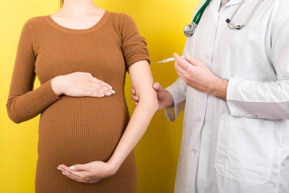 임신 첫 3개월 때 모더나 백신을 접종하는 것이 가장 좋은 것으로 조사됐다. [사진=게티이미지뱅크]