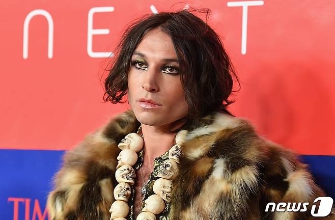 에즈라 밀러 © AFP=뉴스1