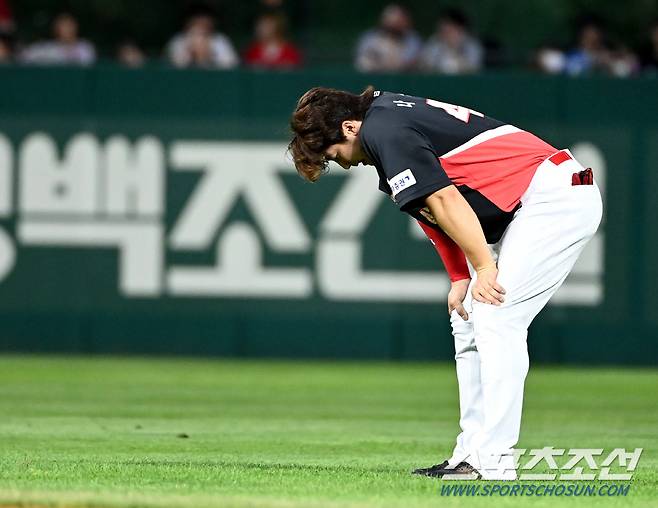 2022 KBO리그 KIA 타이거즈와 SSG 랜더스의 경기가 1일 인천SSG랜더스필드에서 열렸다. 9회초 1사 1,3루 KIA 나성범이 병살타를 친 후 아쉬워하고 있다. 인천=허상욱 기자wook@sportschosun.com/2022.07.01/