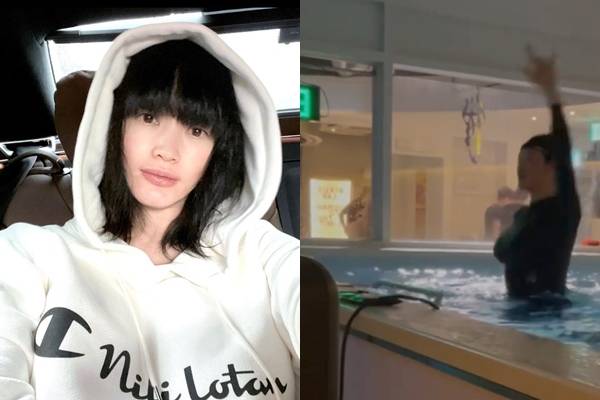 배우 김혜수가 수중 러닝을 하는 모습을 공개했다. /사진=김혜수 인스타그램