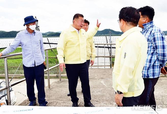 재난현장 점검하는 김경일 파주시장.(사진=파주시 제공)
