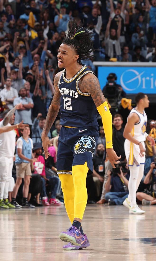 멤피스의 자 모란트가 연장 계약을 맺었다. ESPN 제공