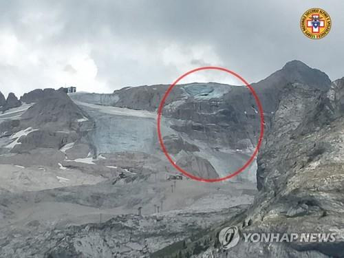 빙하 붕괴 사고가 일어난 이탈리아 돌로미티 최고봉 마르몰라다산 [로이터 연합뉴스 자료사진. 재판매 및 DB 금지]