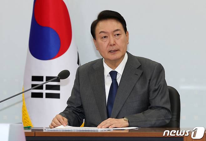 윤석열 대통령이 6일 오전 충남 계룡대에서 열린 22년 전반기 전군 주요지휘관회의에서 모두발언하고 있다. (대통령실사진기자단) 2022.7.6/뉴스1 © News1 오대일 기자