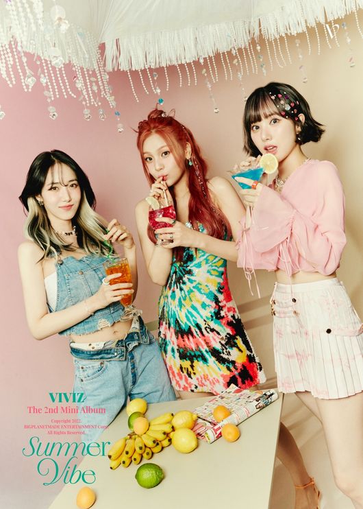 Group VIVIZ (ViviZ) paints AllSummer with glamorous India SummerQueenVIVIZ (Eunha, SinB and Umji) will make a comeback with the release of their second Mini album, Summer Vibe (India Summer vibe), at 6 p.m. on the 6th.Summer Vibe is the new album released five months after the first mini album Beam Of Prism released by VIVIZ in February.VIVIZ is full of VIVIZs Summer with its new album.The title song LOVEADE (LoveAid), which is a plump beat, is a funky retro pop-based dance song, and the expression of comparing the love of two people to a fresh aid is impressive.The addictive hook of the catchy phrase that VIVIZ sings gives a sense of a summer.In addition, various genres of songs were included, including SIESTA based on guitar riffs of the 1990s, Party Pop of uptempo sound, Love Love of dreamy deep house, #FLASHBACK recalling Summer Night with lovers, and lyrical ballad song Dance.VIVIZ, which announced its successful start with the first mini album Beam Of Prism in a week after its release, recently received a favorable reception from the public by showing a high-quality stage for each contest with the color of the group in the Mnet contest program Queendom 2.VIVIZ, which introduced its group identity with trendy music, will launch a different Summer in the New album and launch it as India SummerQueen.Expectations are rising for their move to play a refreshing and refreshing Summer atmosphere.Meanwhile, VIVIZs second mini album Summer Vibe will be released on various music sites at 6 pm on the 6th.big planmade