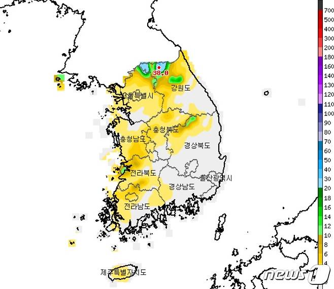 7일 오후 7시45분 기준 일 강수량 누적을 보면 대부분 지역에 10㎜ 미만 적은 양의 비만 누적된 것을 확인할 수 있다.(기상청 제공) © 뉴스1 황덕현 기자