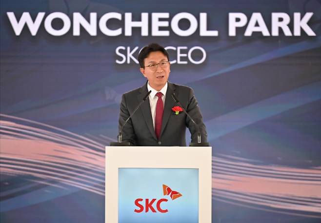 박원철 SKC 사장이 SK넥실리스 동박 공장 착공식에서 축사를 하고 있다.(사진제공=SKC)© 뉴스1
