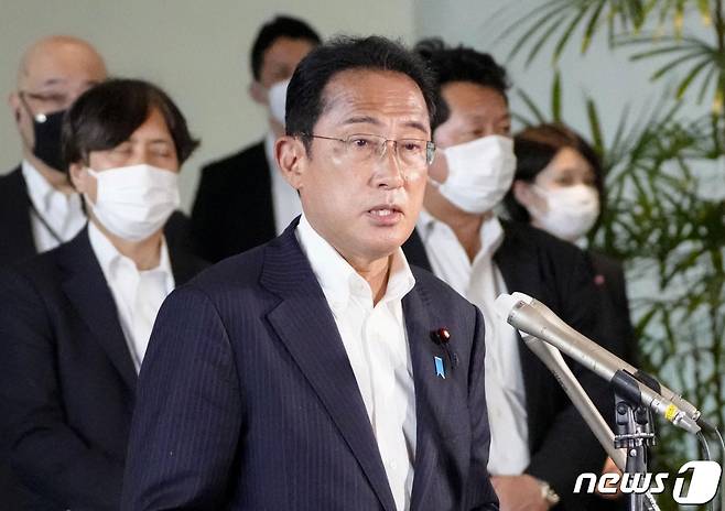 기시다 후미오 일본 총리는 아베 신조 내각에서 외무상을 지냈다. © 로이터=뉴스1 © News1 정윤영 기자