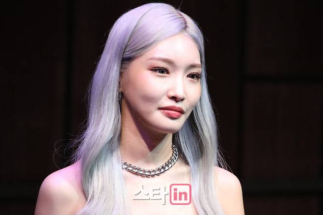 Ive never taken out my stories or memories and expressed them in Music before, but Ive taken them out this time, Chungha said.It was a performer who expresses the performance and lyrics that were made before, he said. It seems that I feel naked now and I have thrown off my bulletproof vest.Bear & Lair Part.1 is a new music album that Chungha will show in about a year and five months after she released her first album Querencia, titled Bicycle, in February last year.The songs on the album include the title songs Sparkling, XXXX, Louder, Crazy Like You, California Dream, Good Night My Princess, Love There are eight songs including Love Me Out Loud and You - Uh (Nuh - Uh).Asked about the occasion of participating in the whole song, I felt somewhere after the release of the first album.I thought about why, there were songs that I could not sympathize with, and there was a sound part that I felt sorry for. I felt the fun of wearing clothes given since then, and I reflected on myself who had not thought about what color and material I liked, he added. So I started working on the song with the idea of ​​bravely showing me up.Chungha also prepared the title song stage in collaboration with the dance team Lachika, who choreographed his hit songs such as 12 oclock already and Roller Coaster.When asked about performance, Chungha laughed, saying, Garvey choreographed a really cute choreography, and she is still not adapting.Im trying to adapt as well as possible, he added, adding that focusing on cuteness and freshness is choreographed.Chungha will release a new album soundtrack through various online soundtrack sites at 6 pm on the day.When asked about the comeback activity goal, Chungha said, Achievement was more important than performance or performance. Personal satisfaction is already full.I hope those who listen to the album will feel satisfied. He also said he plans to release the album Bear & Lair Part.2.We have prepared a total of 18 songs including Part 2, and we will include tracks that we have never tried in Part 2, which we will release soon, Chungha said.