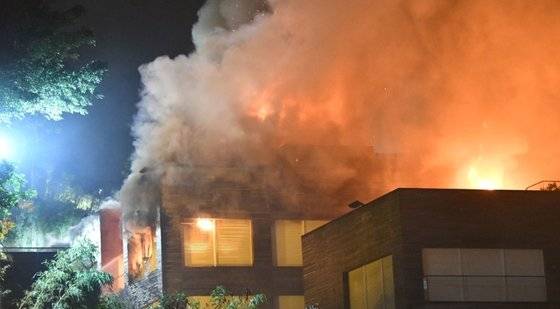 화재가 일어난 홍콩 여배우 린칭샤의 저택. 인터넷 캡처