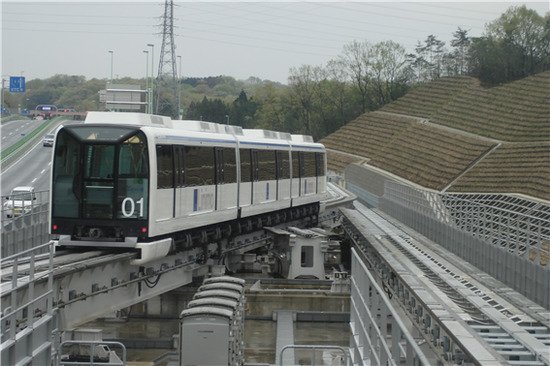 일본 나고야의 자기부상열차. [출처 위키백과]