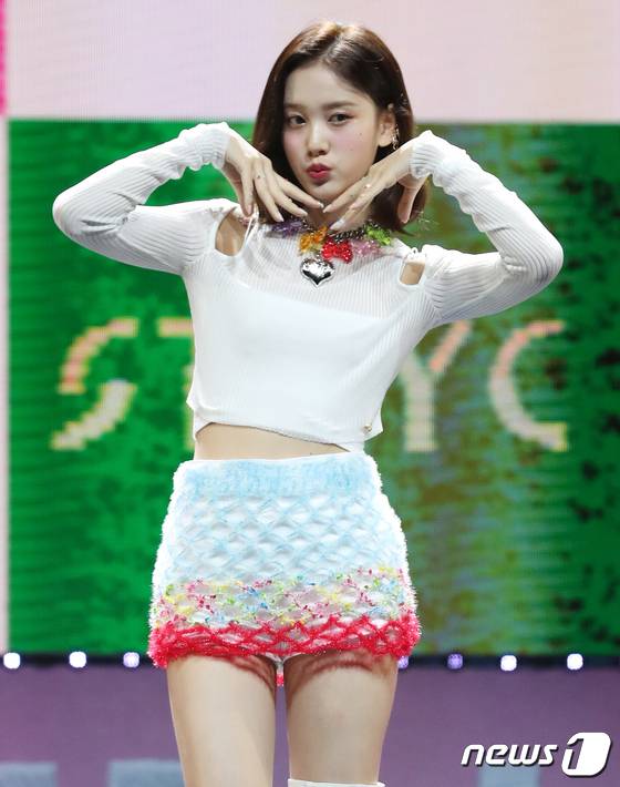스테이씨 재이, 꽃이 폈어요