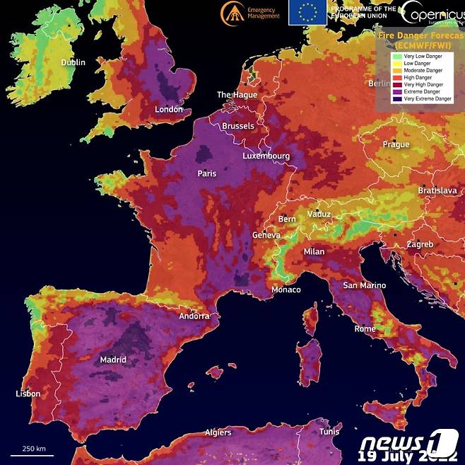 19일(현지시간) 유럽이 사상 최악의 폭염에 시달리고 있다.© 뉴스1 (트위터 캡처)