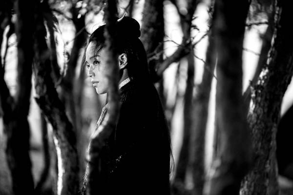 영화 ‘자객 섭은낭’에 주인공 섭은낭으로 나온 서기. 이 영화는 무협영화의 틀을 빌려 삶과 세계 깊은 곳을 자객처럼 찌르는 걸작이다. 이 영화는 칸영화제 감독상을 받았고, 서기는 세계 영화계에서 더욱 널리 알려졌다.