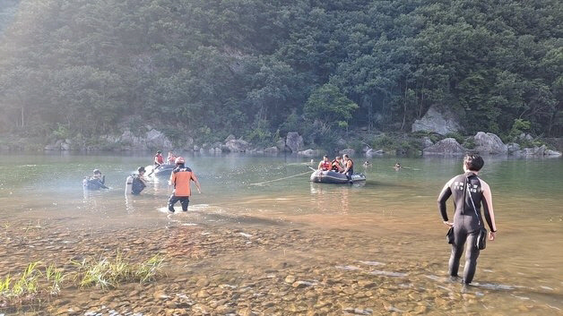 27일 오후 4시 28분께 전북 진안군 용담면 한 교량 아래서 일가족 3명이 물에 빠졌다는 신고가 접수됐다. [사진 출처 = 연합뉴스]