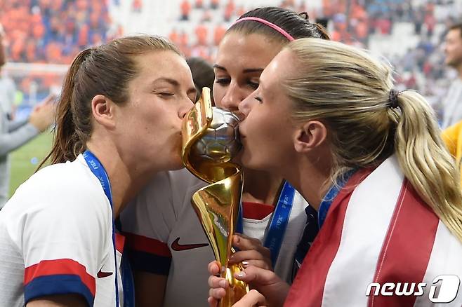 여자 월드컵에서 우승한 미국 ⓒ AFP=뉴스1