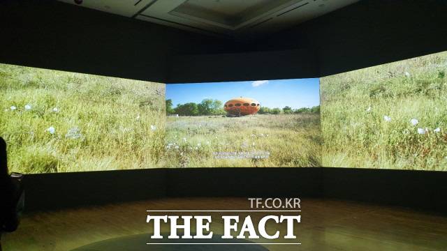 '미래 도시'를 주제로한 대전과학예술비엔날레가 2일 대전시립미술관에서 개막했다. 이재이 작가 작품 '한때 미래였던' / 대전=최영규 기자