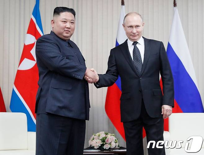 블라디미르 푸틴 러시아 대통령과 김정은 북한 노동당 총비서. ⓒ AFP=뉴스1 ⓒ News1 우동명 기자