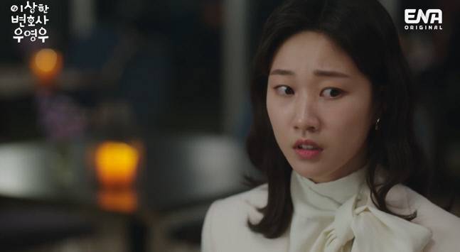Choi Soo-yeon (Yoon-kyeong Ha) finally learned the reality of the introduction person when he wanted to achieve the dream of proper love in the ENA drama Extraordinary Attorney Woo broadcast on the 3rd.Choi Soo-yeon, who learned that Lee Joon-ho (Kang Tae-oh), who had a crush on the air earlier, liked his colleague Jung Wooyoung (Park Eun-bin), said, I will do a proper love.However, I was frustrated by the reality that I rarely met a good man, and I went out on a blind date arranged by Young Woo and ran out to a shocking Material Gag.After that, I met a warm man on a blind date, and when the man came to the company, he ran out of makeup.Introduced to Su-yeon, who has a cold, he handed a bouquet of marigold flowers to honey.The woman said, Have you met a steak house for about two weeks? Eat a lot.Lee Jong-kwon said, Today is the last time I spend money, and I will lose my wallet frequently in the future. He said, That man Lawyer, accountant, and prosecutor are professional fraudsters.As soon as she saw Su-yeons introduction, she shouted, Give me the money I lent you, and the man was dragged to Su-yeon, saying, I will call you back.Su-yeon, who was angry at Loveun, said to the employee, Give me the most expensive drink here, he will pay for it.