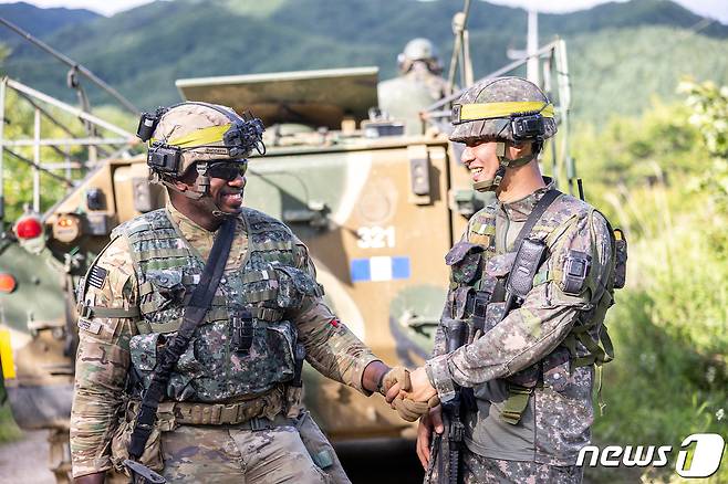 강원도 인제 육군과학화전투훈련단(KCTC)에서 열린 한미 연합훈련에 참가한 장병들. (육군 제공) 2022.7.18/뉴스1