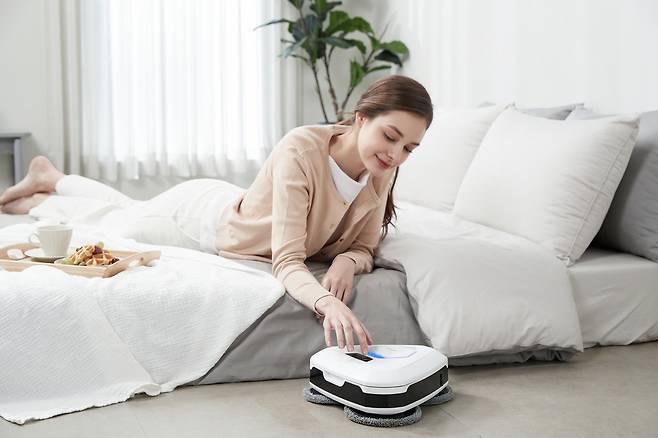 세라젬 세라봇(세라젬 제공)ⓒ 뉴스1