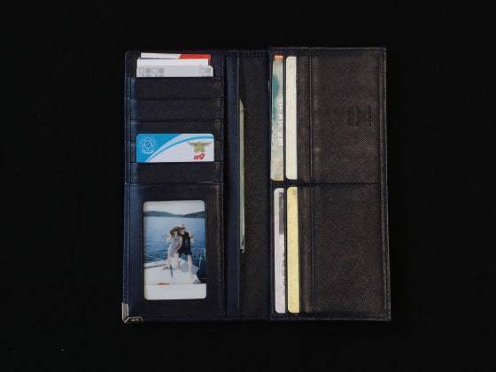 허승민 소방위의 지갑