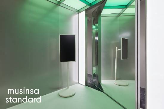 무신사 스탠다드 강남 라이브 피팅룸/무신사