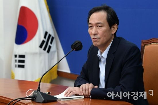 우상호 더불어민주당 비상대책위원장이 11일 국회에서 기자 간담회를 갖고 있다./윤동주 기자 doso7@