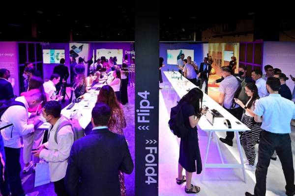 [Source: Samsung Electronics Co.]