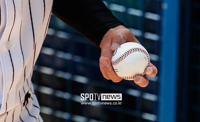 ▲ SSG 랜더스 김원형 감독이 높은 습도에서 투수들이 주의해야 할 점을 말했다. ⓒ 스포티비뉴스 DB