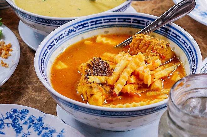 얼큰하고 칼칼한 깽쏨