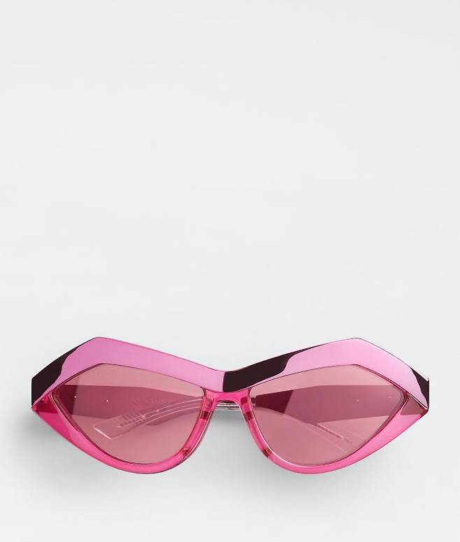 보테가 베네타 공식 홈페이지