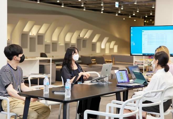 영디자이너잡페어 멘토링 현장 사진 /사진제공=서울시