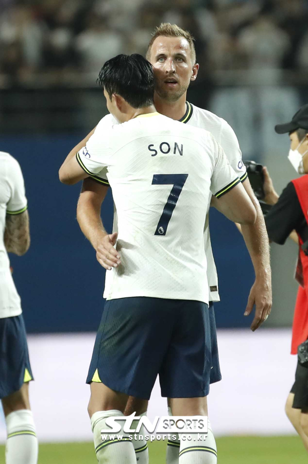 토트넘 핫스퍼 손흥민과 해리 케인 듀오. 사진｜뉴시스/AP