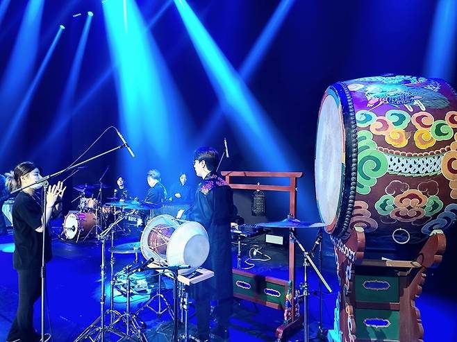 대통령상에 빛나는 실력파 밴드들이 오랜 시간 합을 맞춰 탄탄한 내공이 돋보이는 밴드 AUX(억스)의 리허설 장면