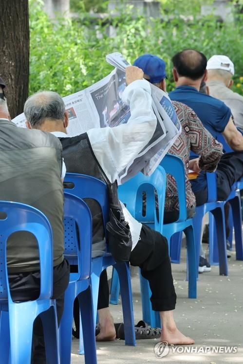 노인들 [연합뉴스 자료사진]