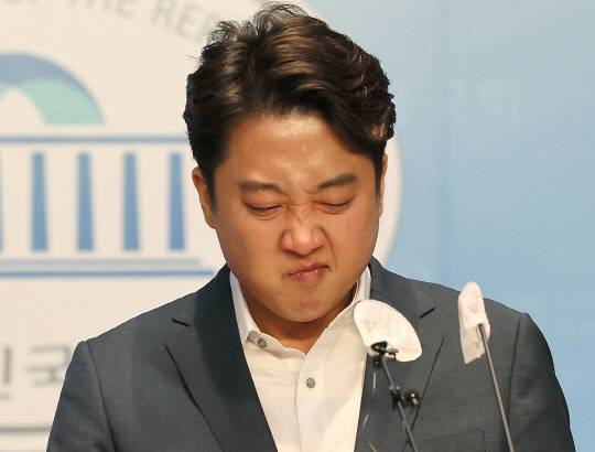 감정 북받친 이준석 국민의힘 대표. 연합뉴스
