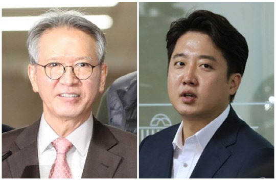 김형오(왼쪽) 전 국회의장과 이준석 국민의힘 대표. <연합뉴스>