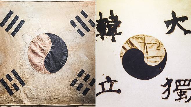 제77주년 광복절을 통해 되돌아본 태극기의 역사. 왼쪽은 영화 봉오동전투에서 마지막 장면에 등장하는 태극기이며 오른쪽은 안중근 의사와 단지동맹 회원들이 혈서로 '대한독립'을 쓴 태극기입니다. 김경록 기자