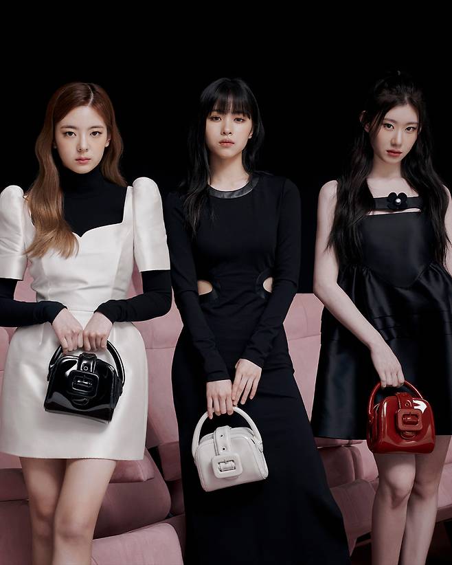 사진 : 찰스앤키스(CHARLES & KEITH), 2022 가을 캠페인 WITH 브랜드 앰버서더 ITZY(있지)