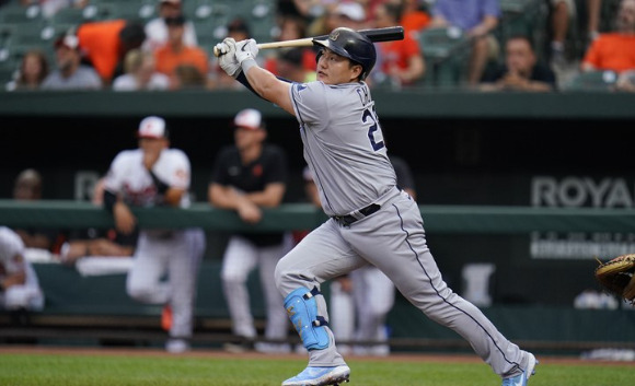 MLB 탬파베이에서 뛰고 있는 최지만이 16일(한국시간) 열린 뉴욕 양키스와 원정 경기에서 6경기 연속 무안타 침묵을 깨뜨린 안타를 쳤다. [사진=뉴시스]