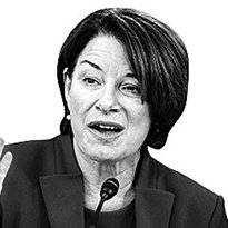 에이미 클로버샤 미 상원의원