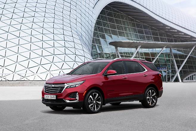 쉐보레가 최대 두 달의 대기 기간을 통해 고객에게 인기 모델을 인도한다. 사진은 이쿼녹스. /사진=한국지엠