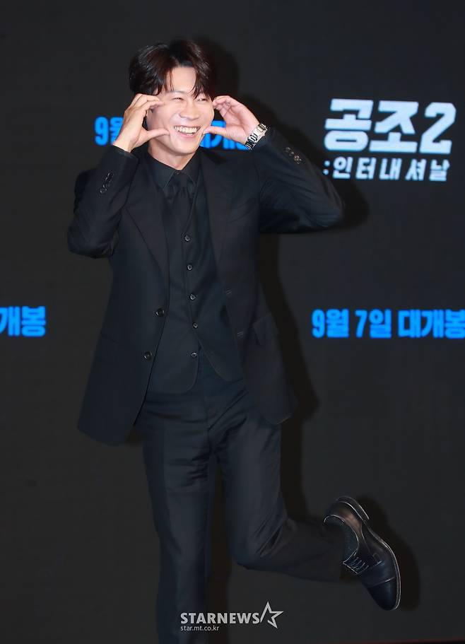 진선규 '포즈는 깜찍하게'[★포토]