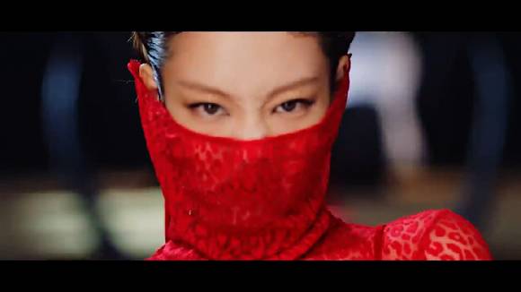 블랙핑크(BLACKPINK)의 정규 2집 선공개곡 'Pink Venom' 뮤직비디오 티저가 공개돼 관심을 모으고 있다. [사진=블랙핑크 'Pink Venom' MV 티저 영상 캡쳐]