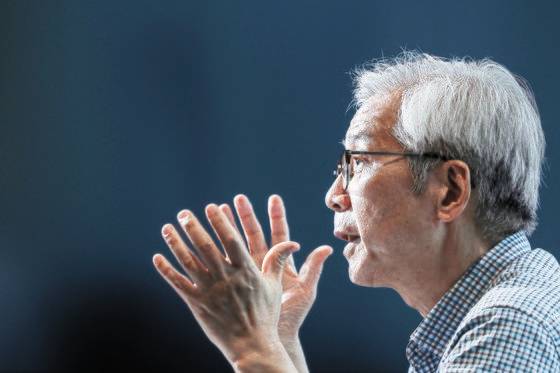 1992년 대만과의 단교 순간 타이베이의 한국 대사관에서 근무하며 외교현장을 지킨 조희용 전 주 캐나다 대사. 김경록 기자