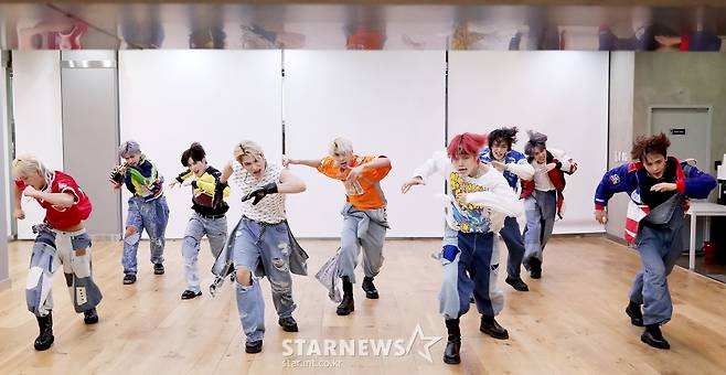 BAE173 '파워풀한 안무'[★포토]