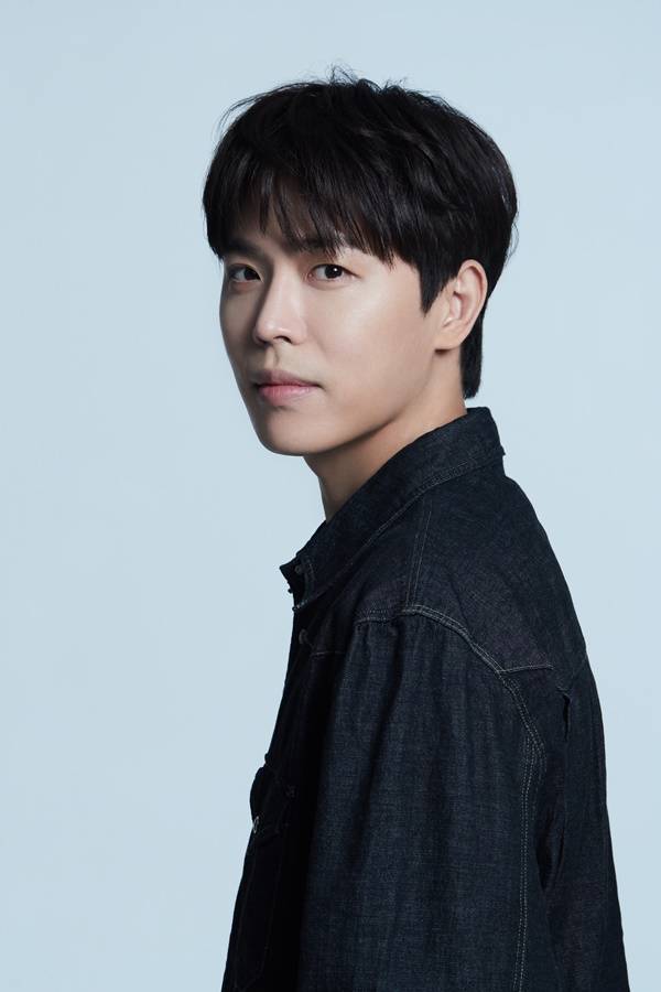 이동하가 함께한 소지섭, 신성록에게 고마운 마음을 드러냈다. 제공| 피프티원케이