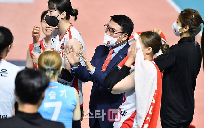 김형실 페퍼저축은행 감독. 사진=KOVO